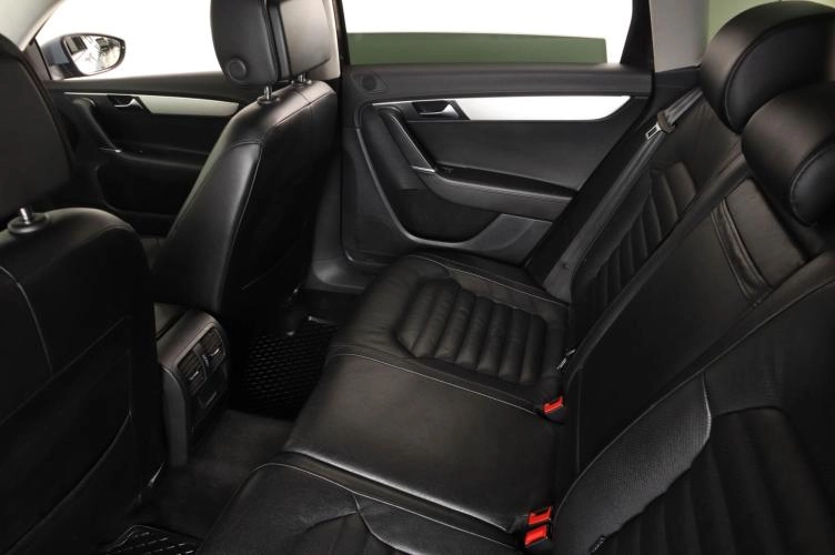 Volkswagen Passat 9 из 23