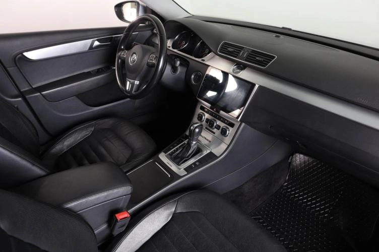 Volkswagen Passat 11 из 23