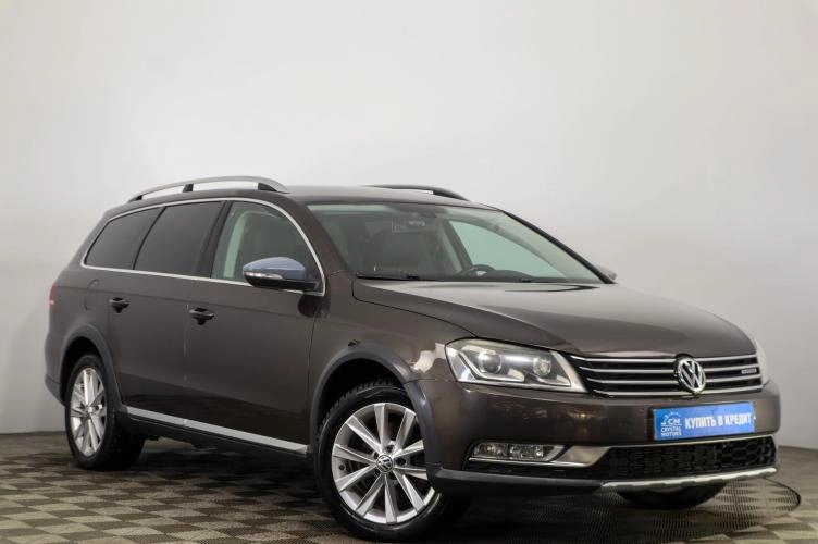 Volkswagen Passat 1 из 5