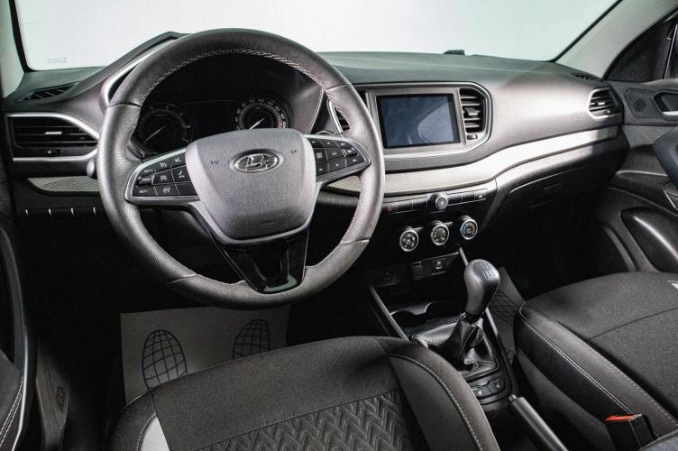 ВАЗ (LADA) Vesta 13 из 19