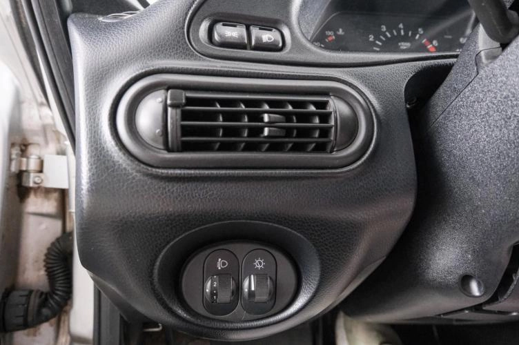 Chevrolet Niva 19 из 21