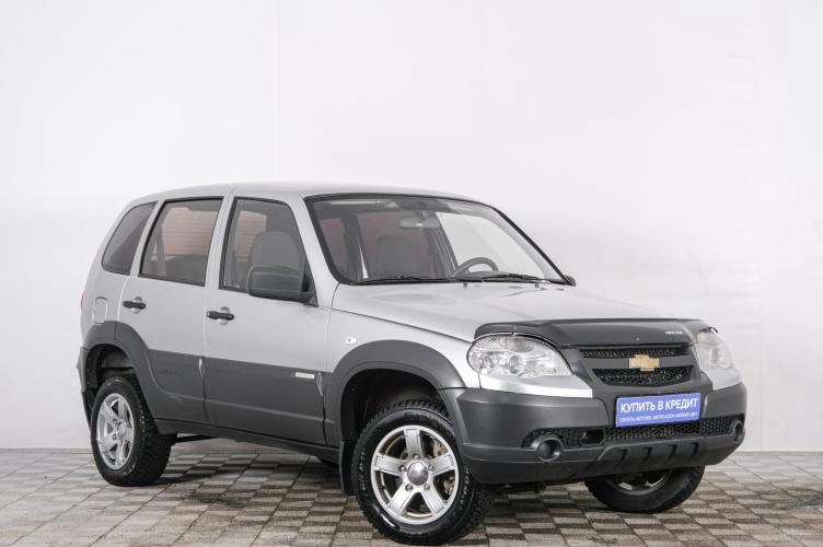 Chevrolet Niva 1 из 5