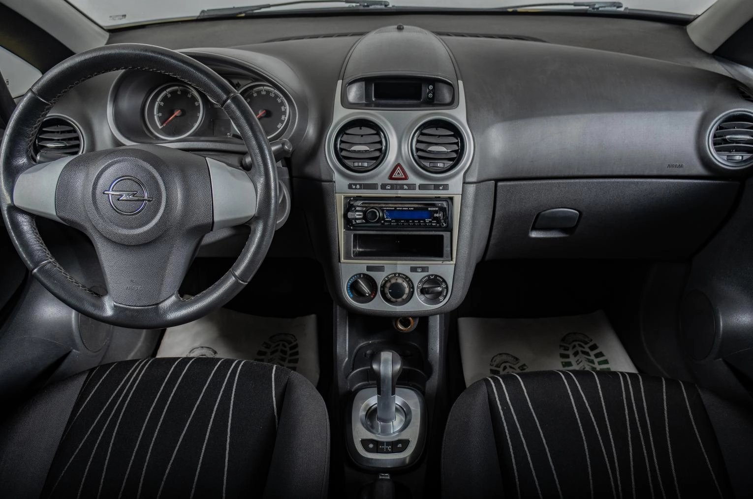 Opel Corsa 8 из 18