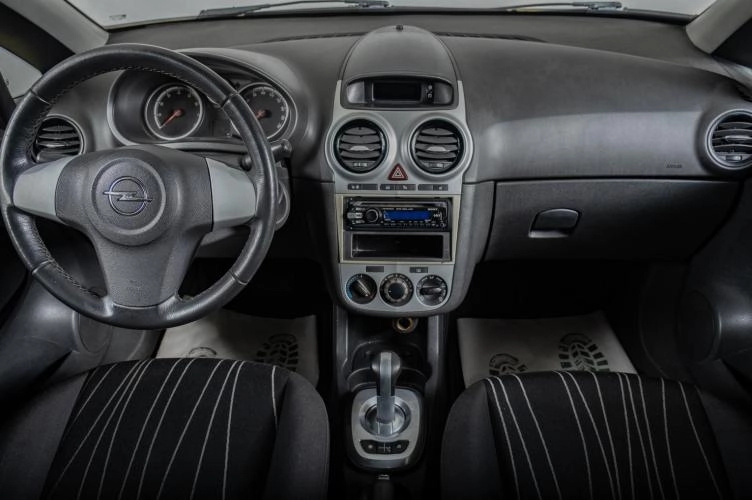 Opel Corsa 8 из 18