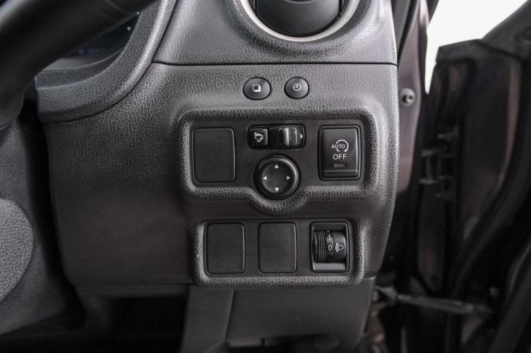 Nissan Note 17 из 21