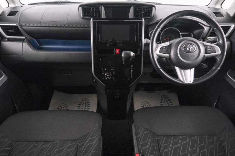 Toyota Roomy 10 из 20