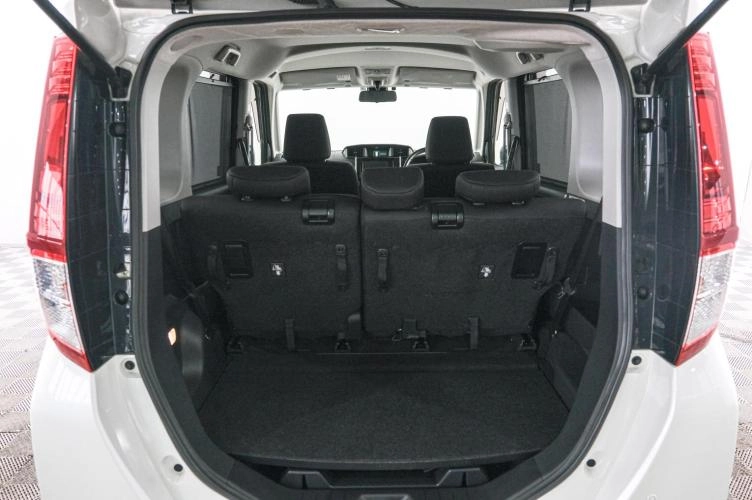 Toyota Roomy 20 из 20