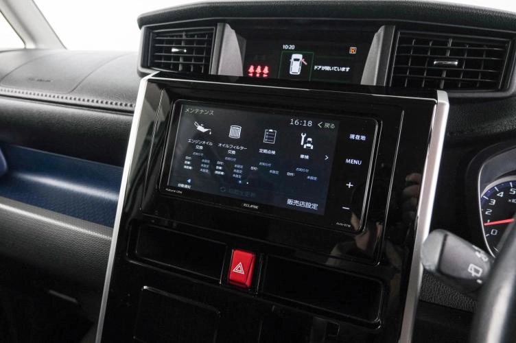 Toyota Roomy 15 из 20