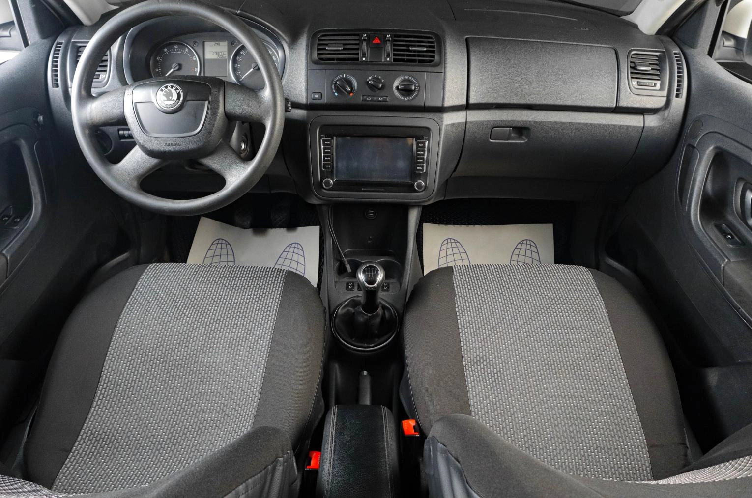 Skoda Fabia 12 из 17