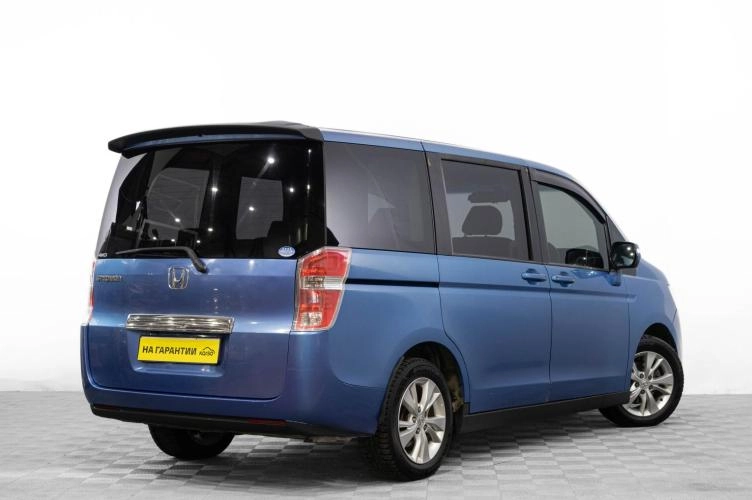 Honda Stepwgn 4 из 5
