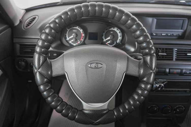 ВАЗ (LADA) Priora 15 из 19