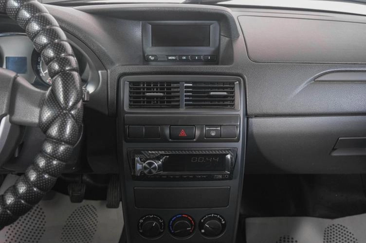 ВАЗ (LADA) Priora 16 из 19