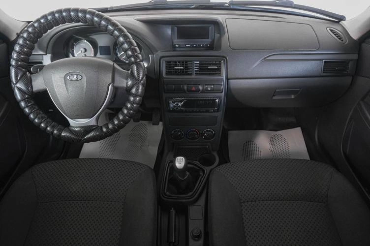 ВАЗ (LADA) Priora 13 из 19