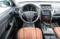 Toyota Camry 13 из 22