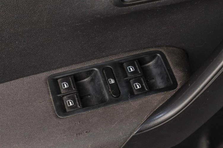 Volkswagen Polo 8 из 17