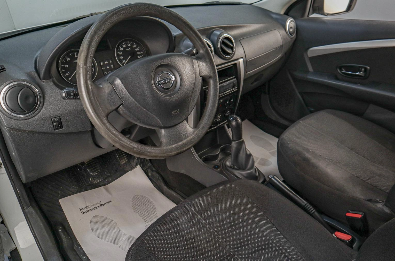 Nissan Almera 7 из 14
