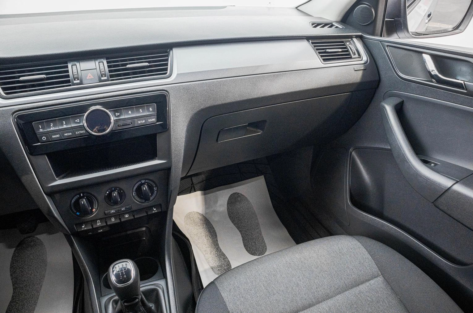 Skoda Rapid 21 из 25