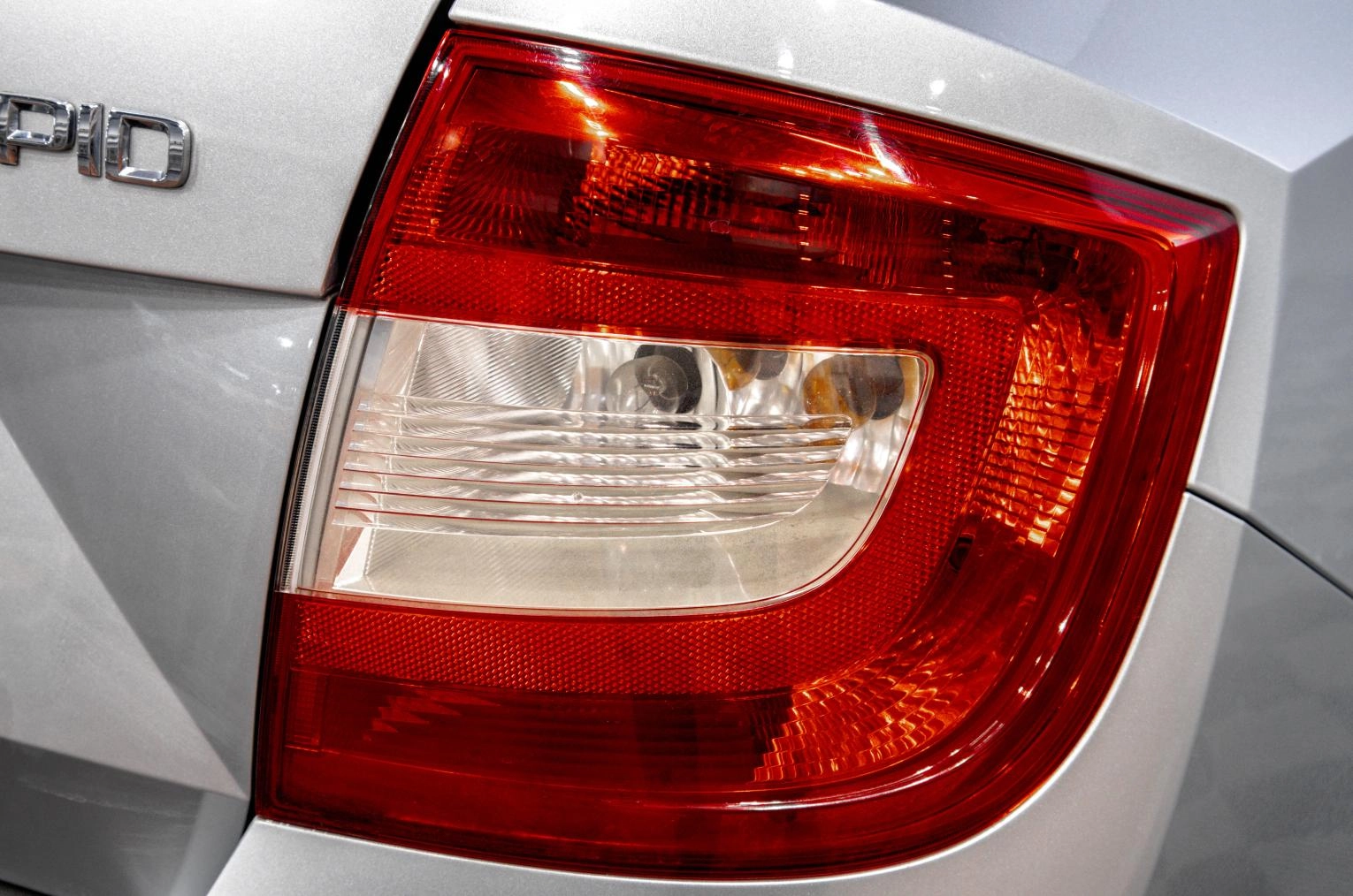 Skoda Rapid 9 из 25