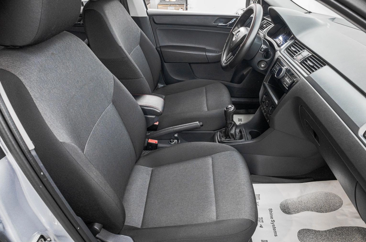 Skoda Rapid 22 из 25