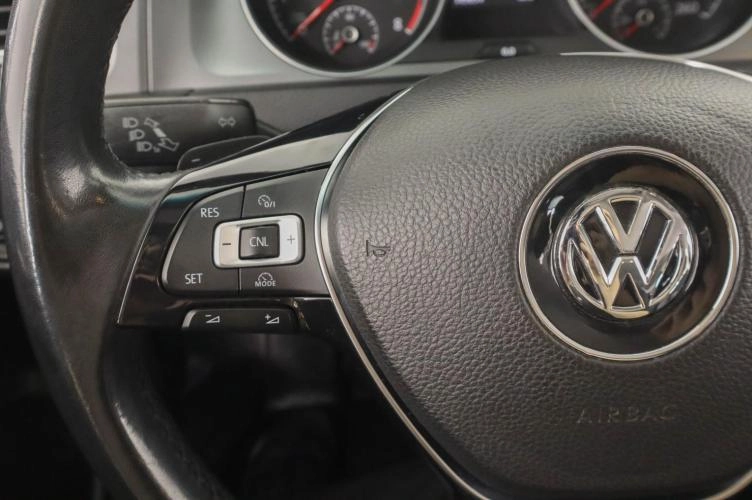 Volkswagen Golf 16 из 24