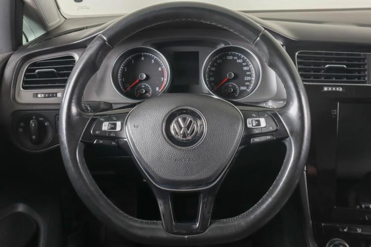 Volkswagen Golf 15 из 24