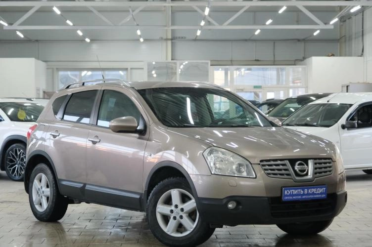 Nissan Qashqai 1 из 5