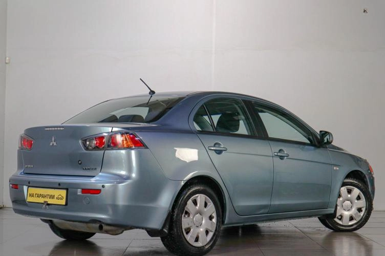 Mitsubishi Lancer 4 из 5