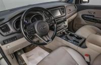 KIA Carnival 8 из 23