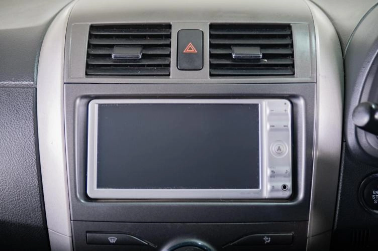 Toyota Corolla Fielder 13 из 18