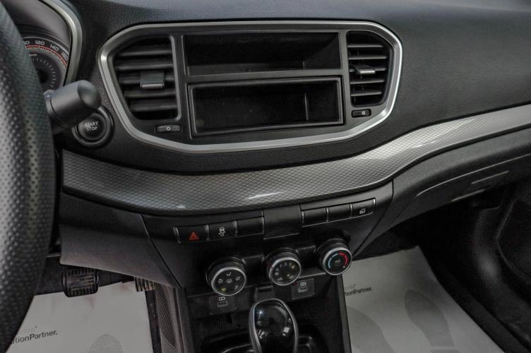 ВАЗ (LADA) Vesta 16 из 19