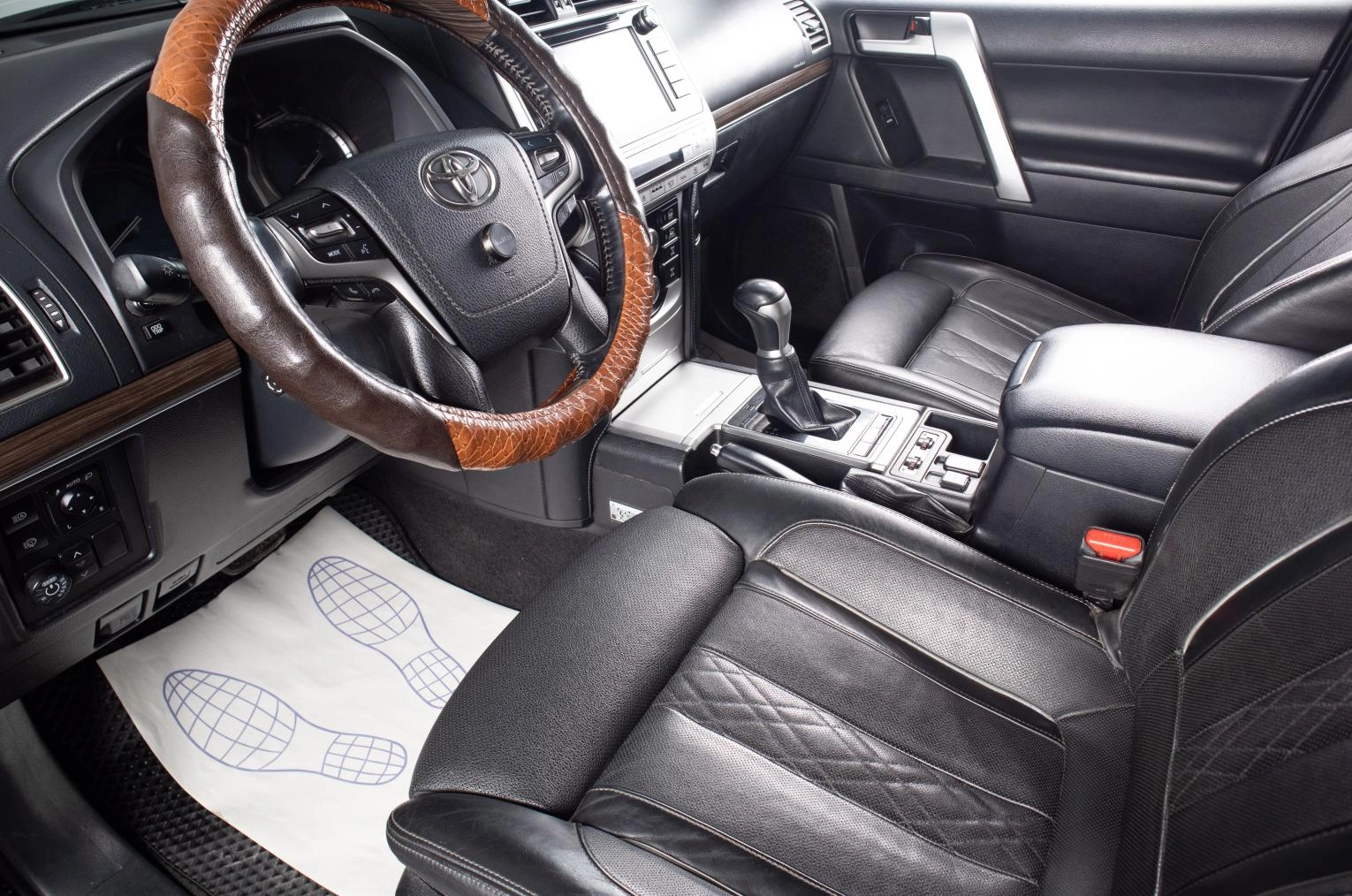 Toyota Land Cruiser Prado 17 из 20