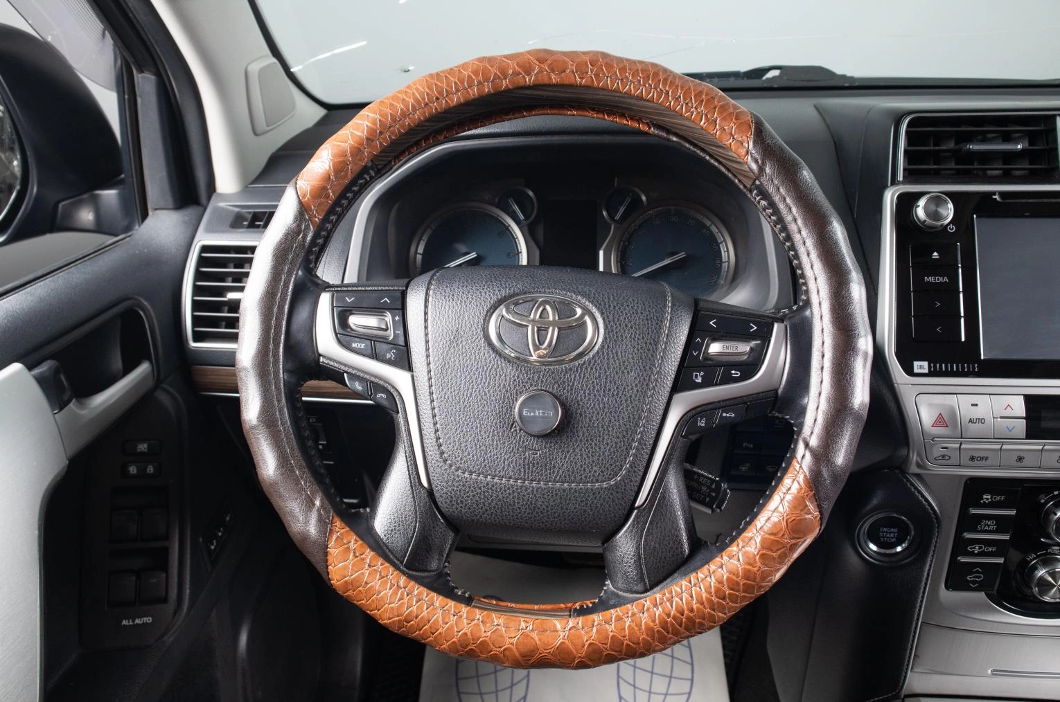 Toyota Land Cruiser Prado 9 из 20