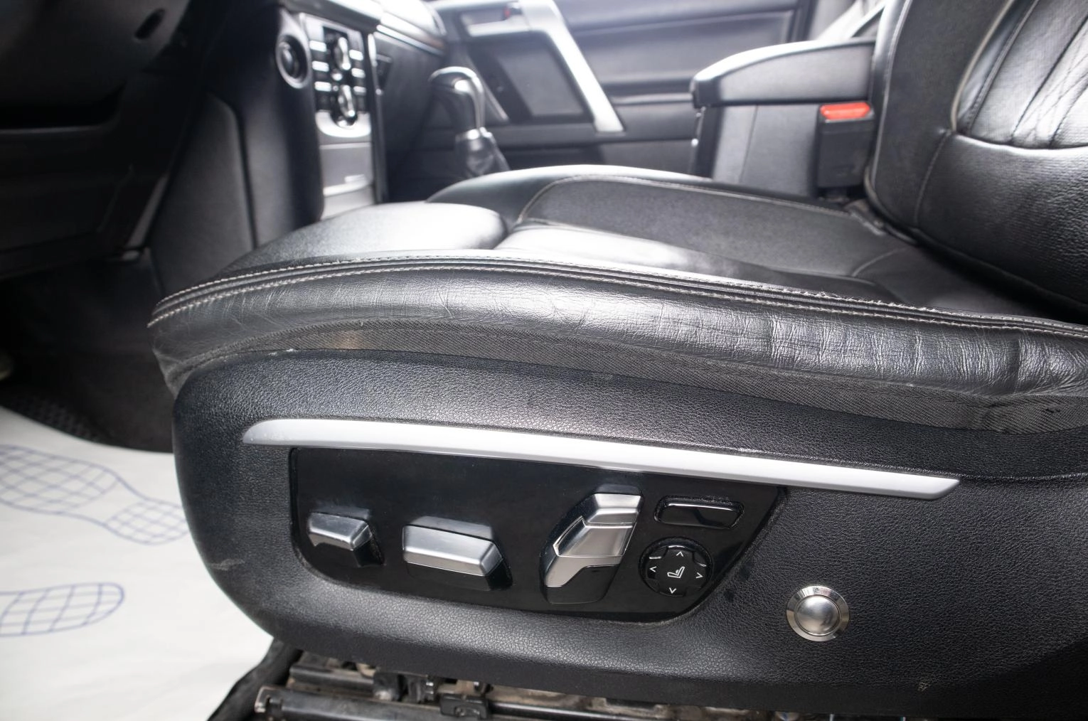 Toyota Land Cruiser Prado 18 из 20