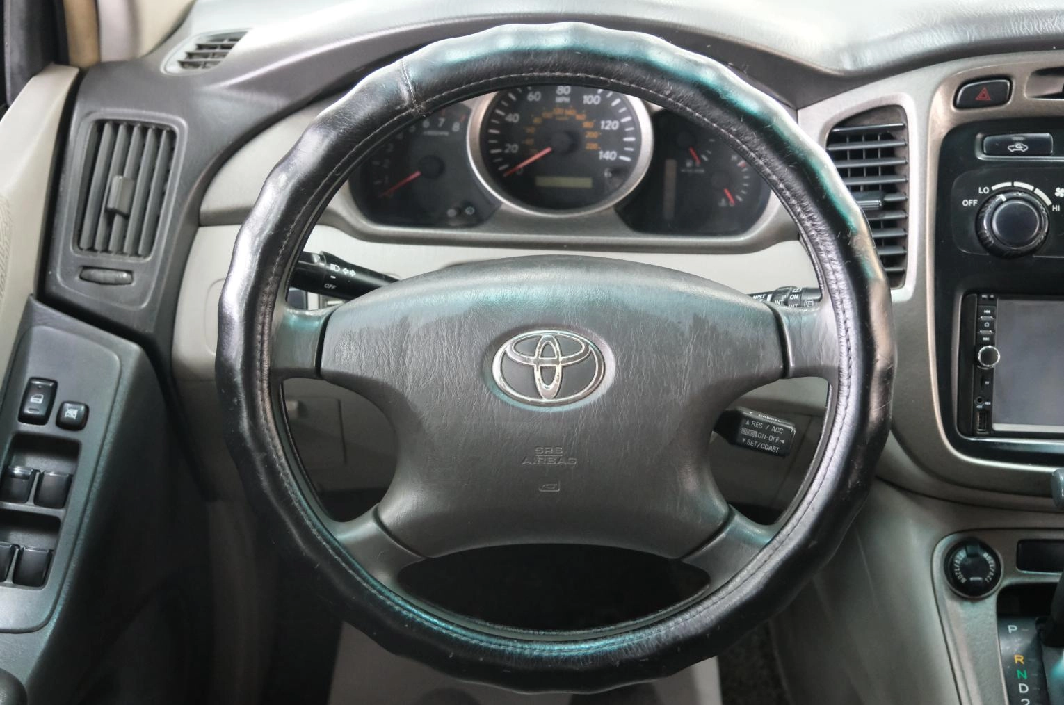 Toyota Highlander 12 из 22