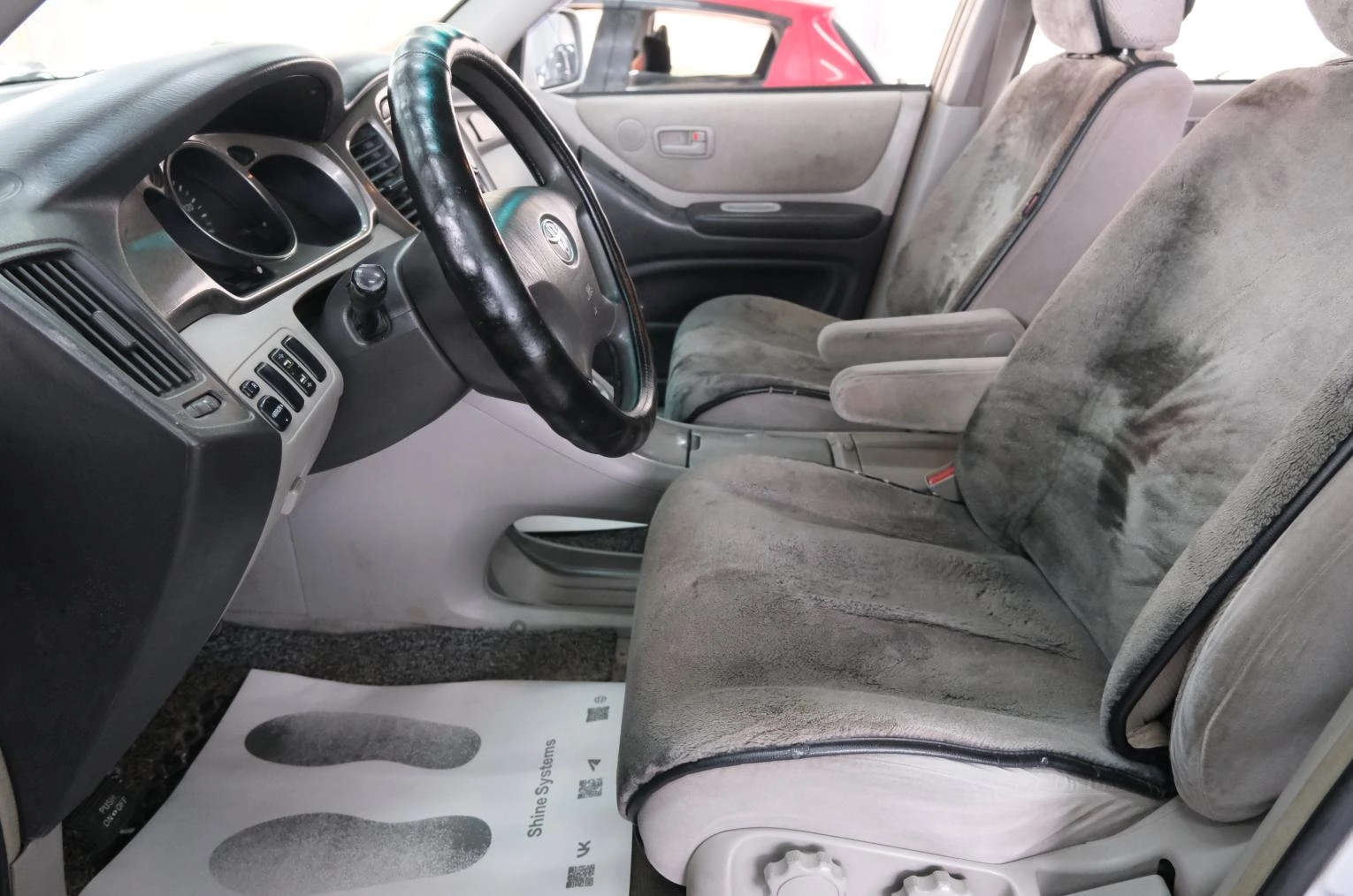 Toyota Highlander 7 из 22
