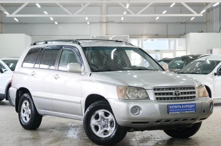 Toyota Highlander 1 из 5