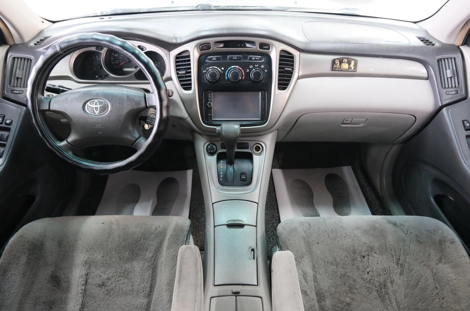 Toyota Highlander 13 из 22