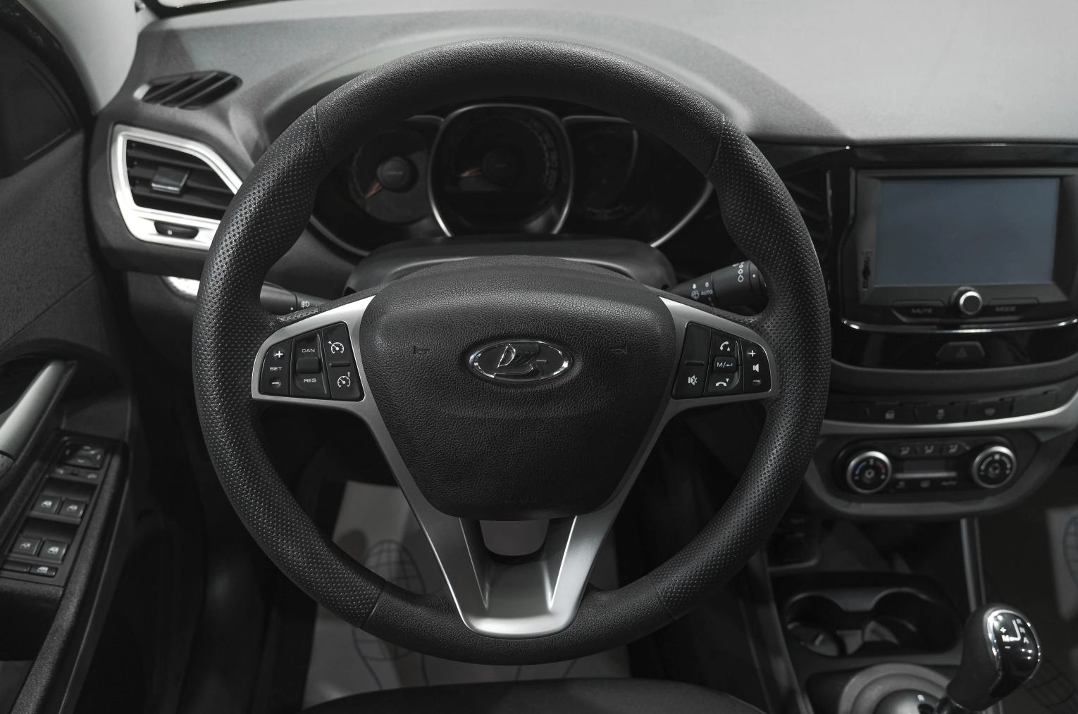 ВАЗ (LADA) Vesta Cross 19 из 30