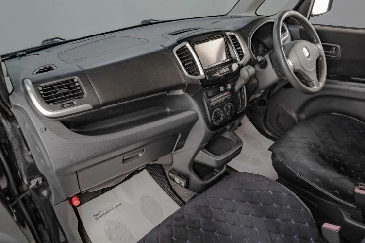 Suzuki Solio 14 из 16