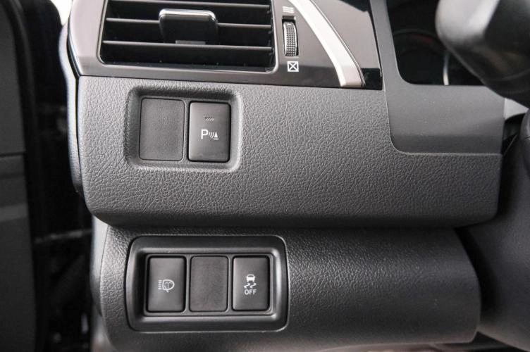 Toyota Camry 17 из 22