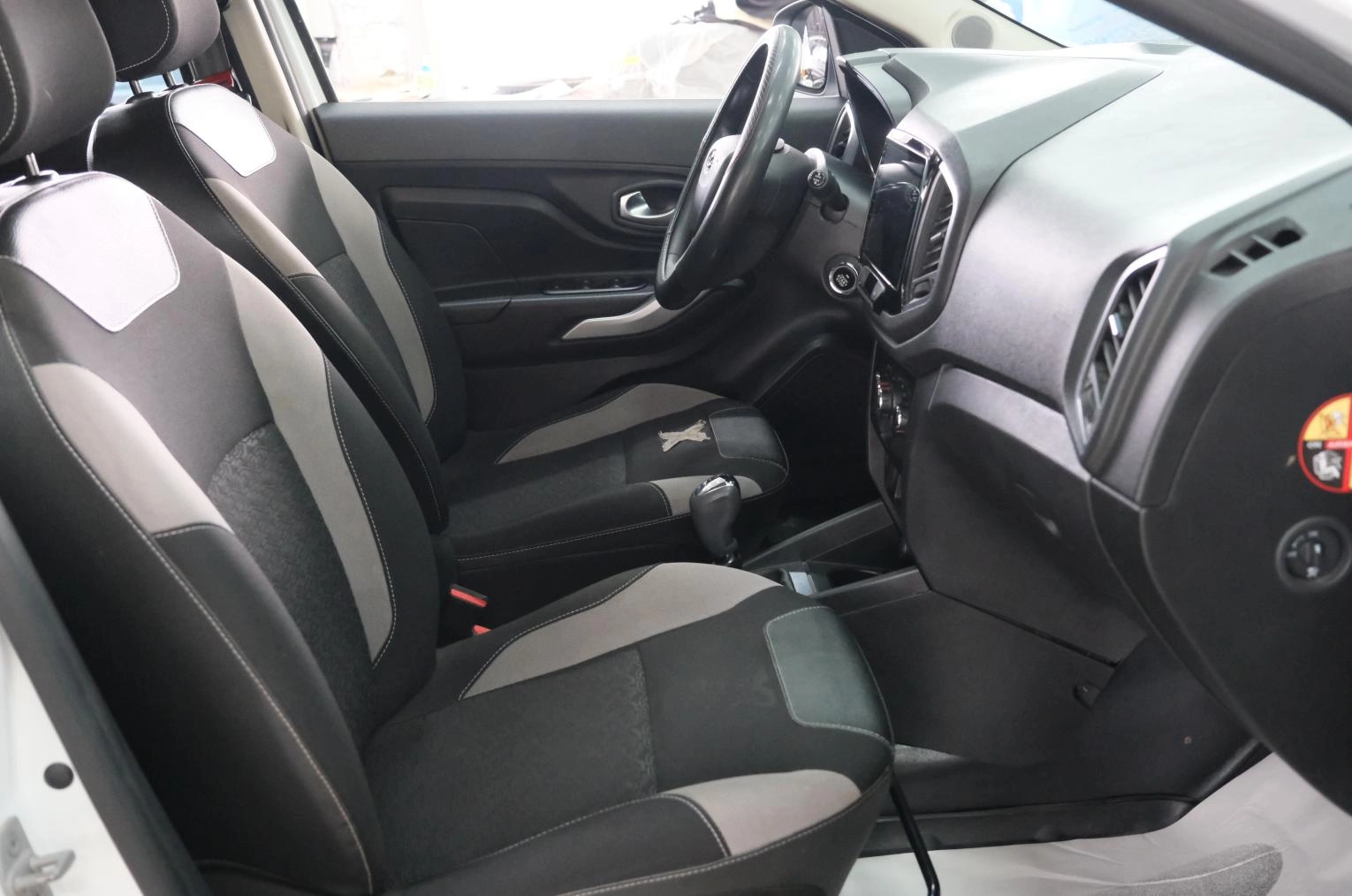 ВАЗ (LADA) XRAY 19 из 22