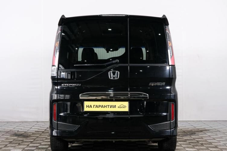 Honda Stepwgn Spada 5 из 5