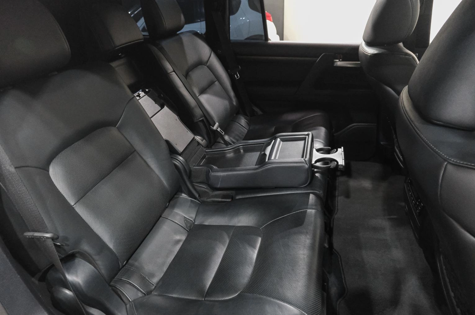 Toyota Land Cruiser 42 из 48