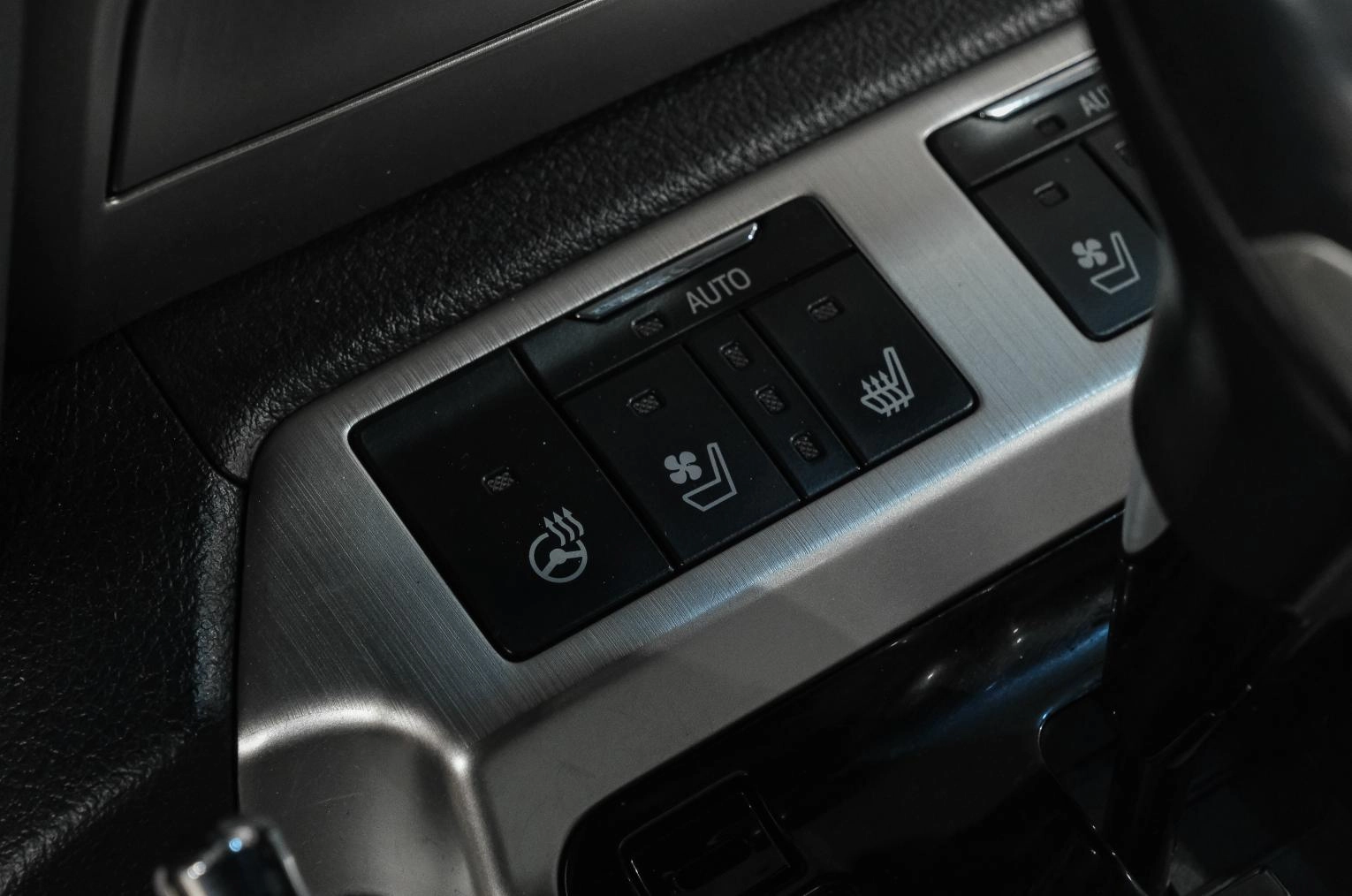 Toyota Land Cruiser 26 из 48