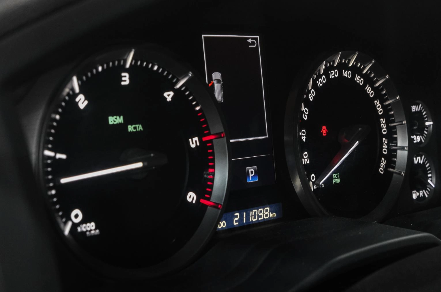 Toyota Land Cruiser 22 из 48