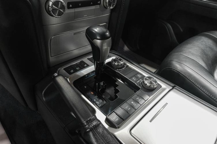 Toyota Land Cruiser 27 из 48