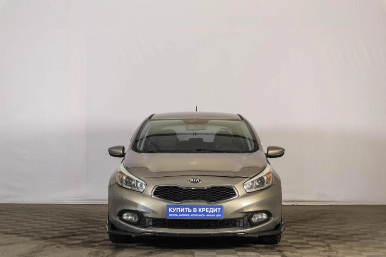 KIA cee'd 2 из 6