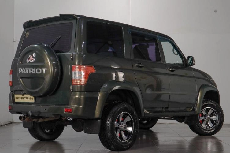 УАЗ Patriot 4 из 5