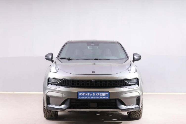 Lynk & Co 05 2 из 6