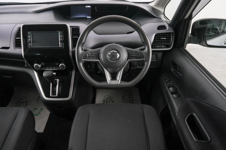 Nissan Serena 14 из 21